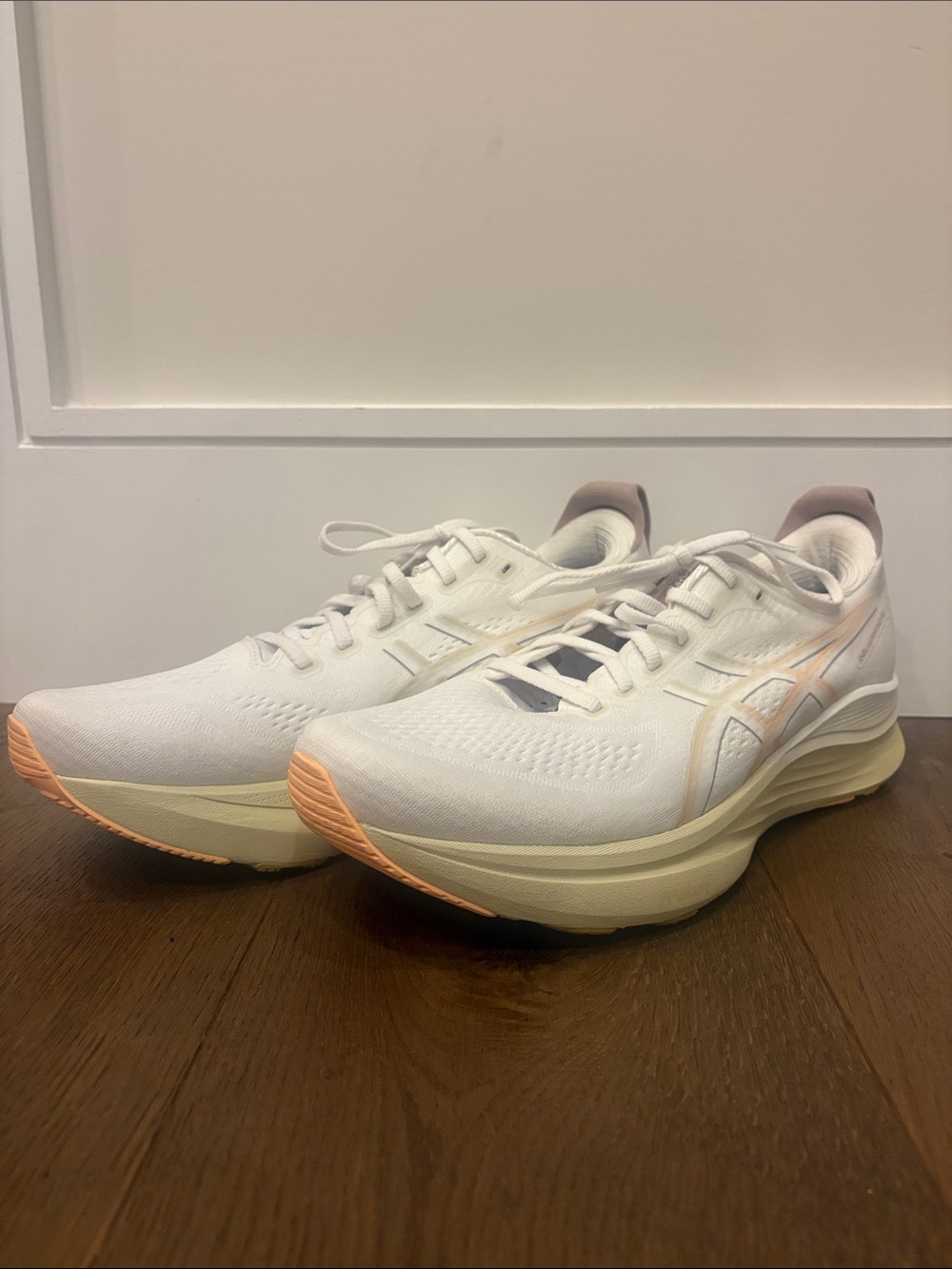 Men’s ASICS GEL-KAYANO 32 Running Shoes